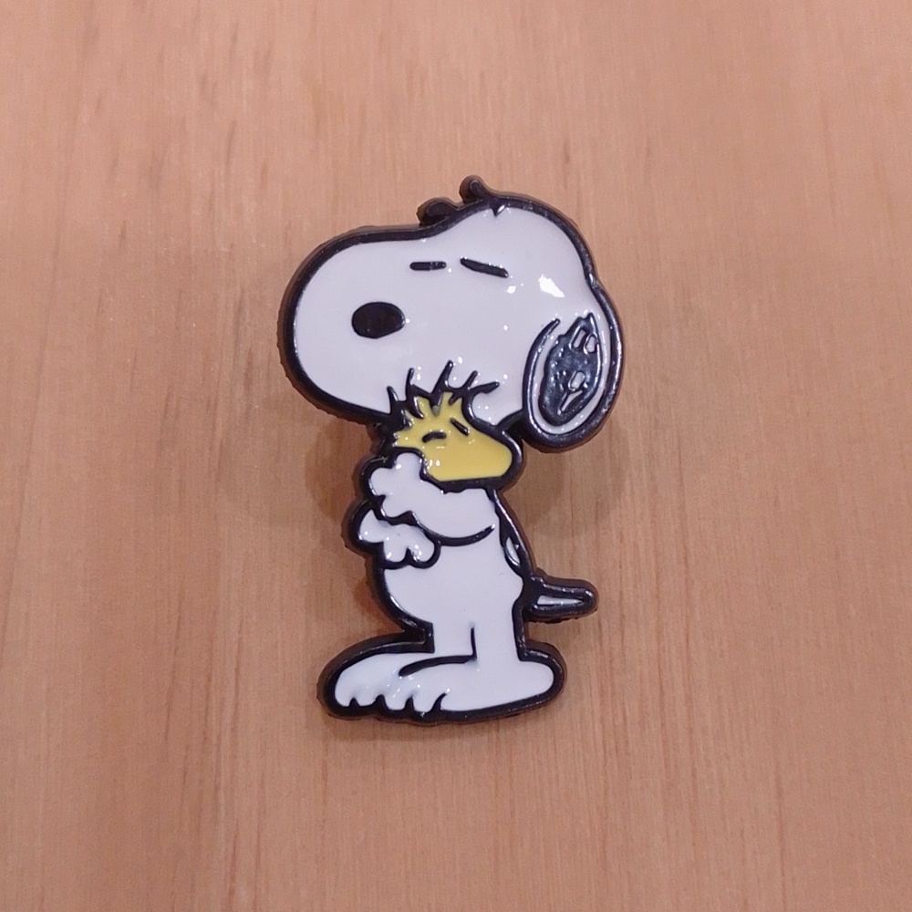 🆕 Peanuts Snoopy Woodstock Enamel Pin Brooch Charlie Brown